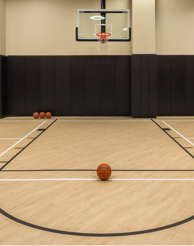 Basketball & Pickleball Court